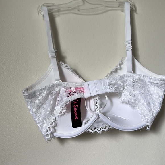 🌶️ La Senza White Lace Bra - Picture 4 of 4